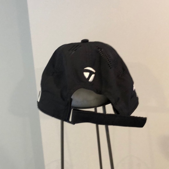Taylormade hat - Picture 2 of 4